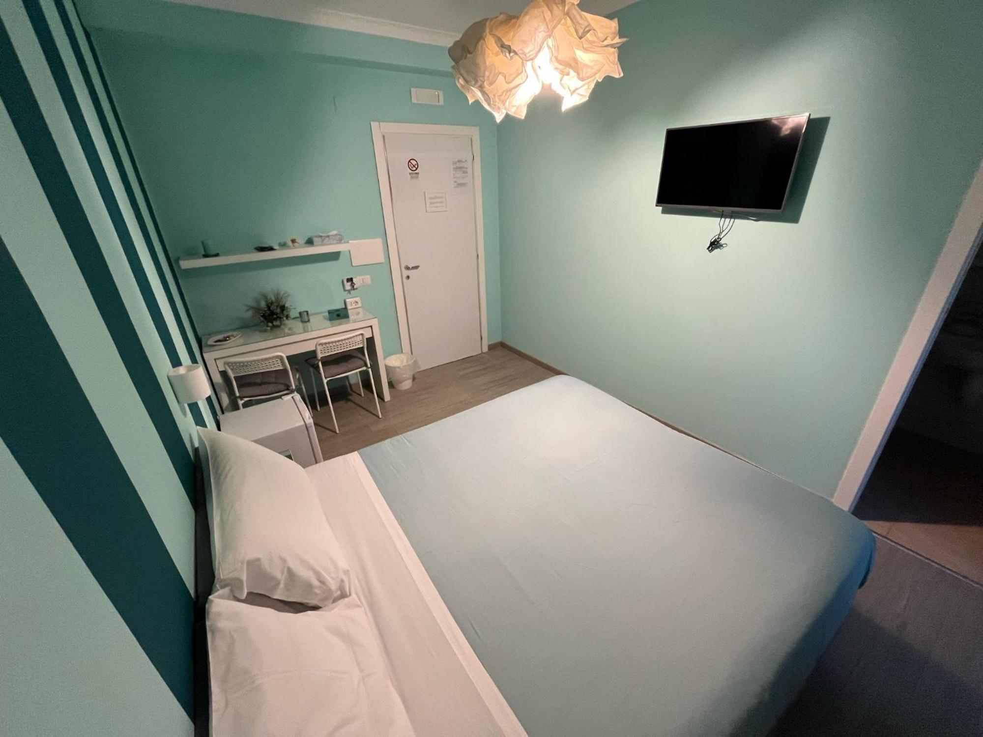 F.Rooms Napoli المظهر الخارجي الصورة
